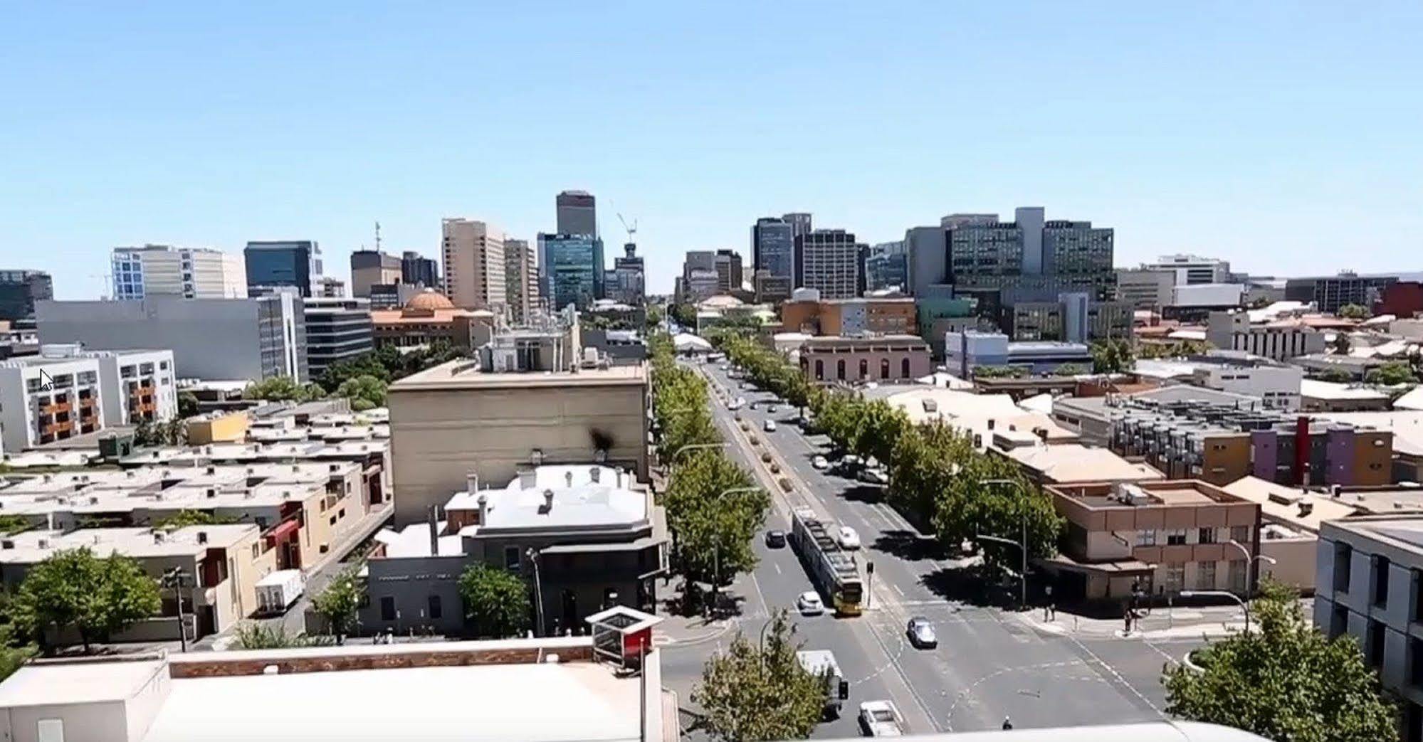 Quest King William South Aparthotel Adelaide Bagian luar foto
